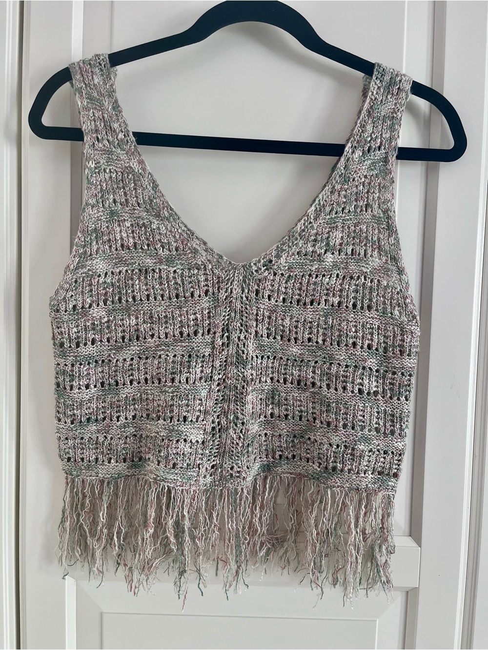 Love Knits Fringe Knit Crop Tank Top sz M